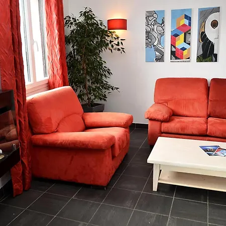 Les Pleiades - Confortable Avec Parking Couvert - Centre Station - Balcon Mae-7365 *